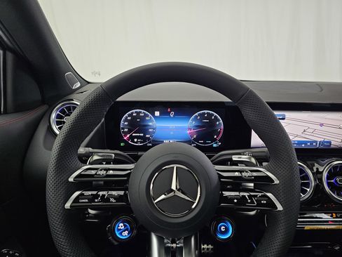 New 2026 Mercedes-Benz GLA 35 AMG 4MATIC image 34