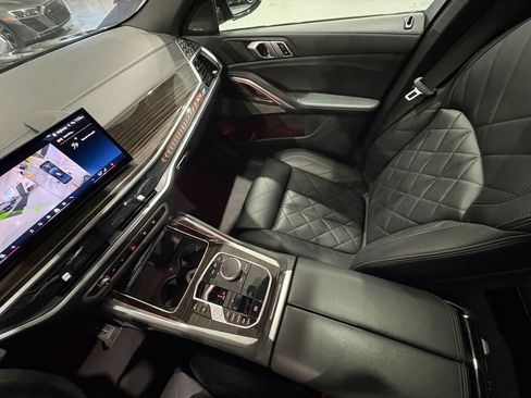 Used 2024 BMW X6 xDrive40i image 29