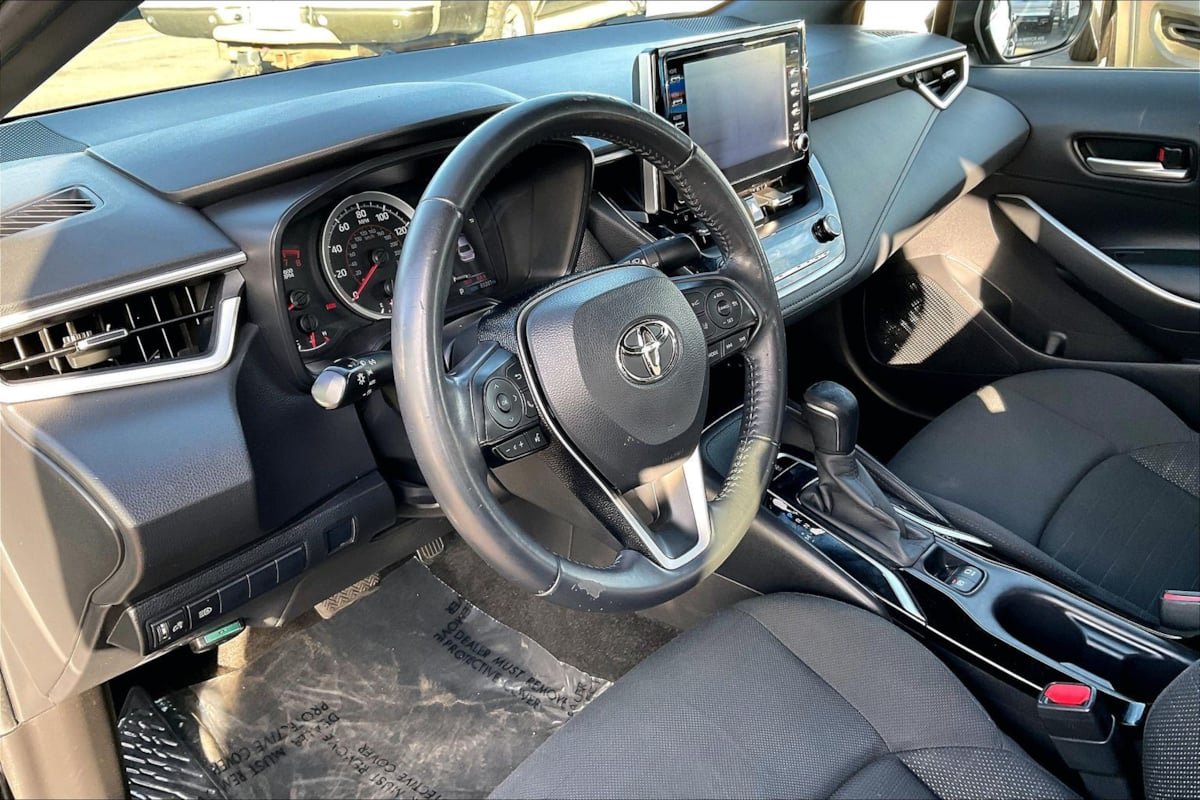 Used 2020 Toyota Corolla SE w/ Carpet Mat Package (TMS) FWD image 12