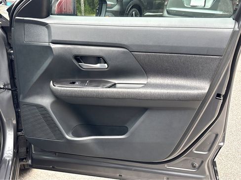 New 2026 Nissan Kicks SV image 11