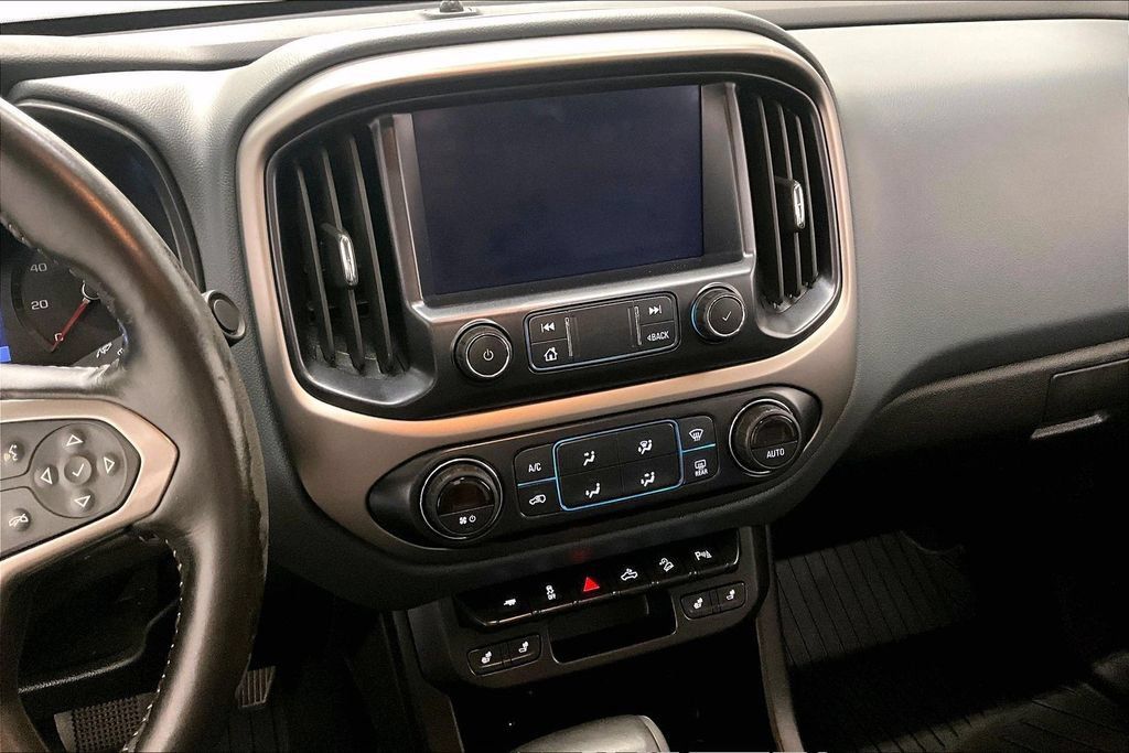 Used 2020 Chevrolet Colorado Z71 AWD/4WD image 10
