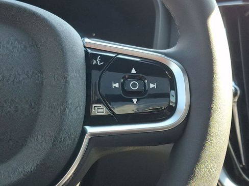 Certified 2025 Volvo S60 T8 Ultra image 24