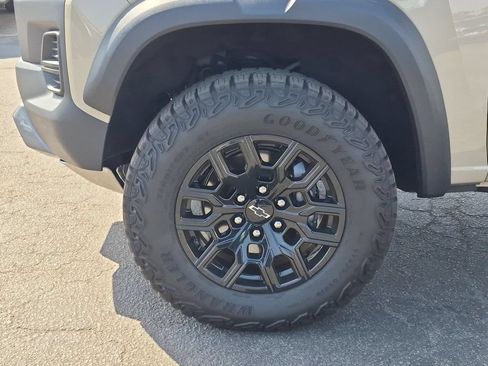 Used 2023 Chevrolet Colorado Trail Boss w/ LPO, Skid Plate Package AWD/4WD image 33