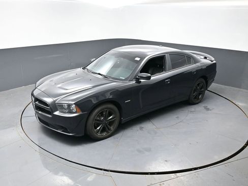 Used 2014 Dodge Charger R/T image 18