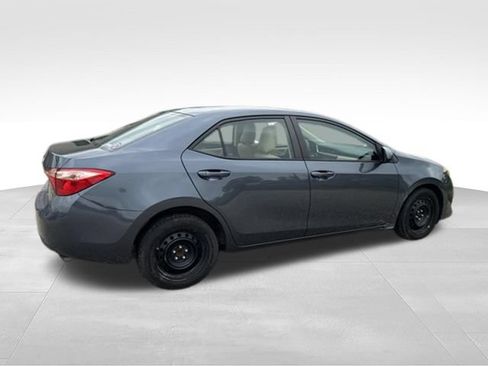 Used 2018 Toyota Corolla LE FWD image 9
