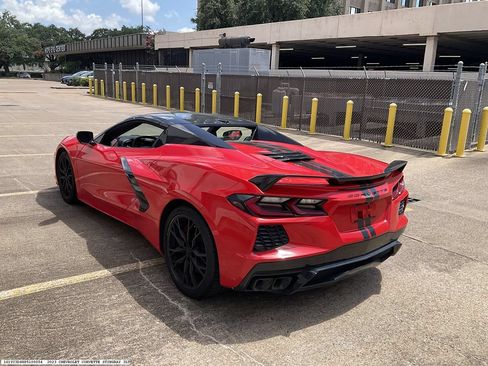 Used 2023 Chevrolet Corvette Stingray Premium Conv w/ Z51 Performance Package RWD image 4