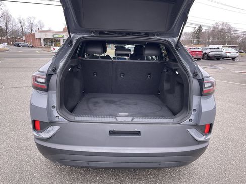 Used 2023 Volkswagen ID.4 Pro image 11