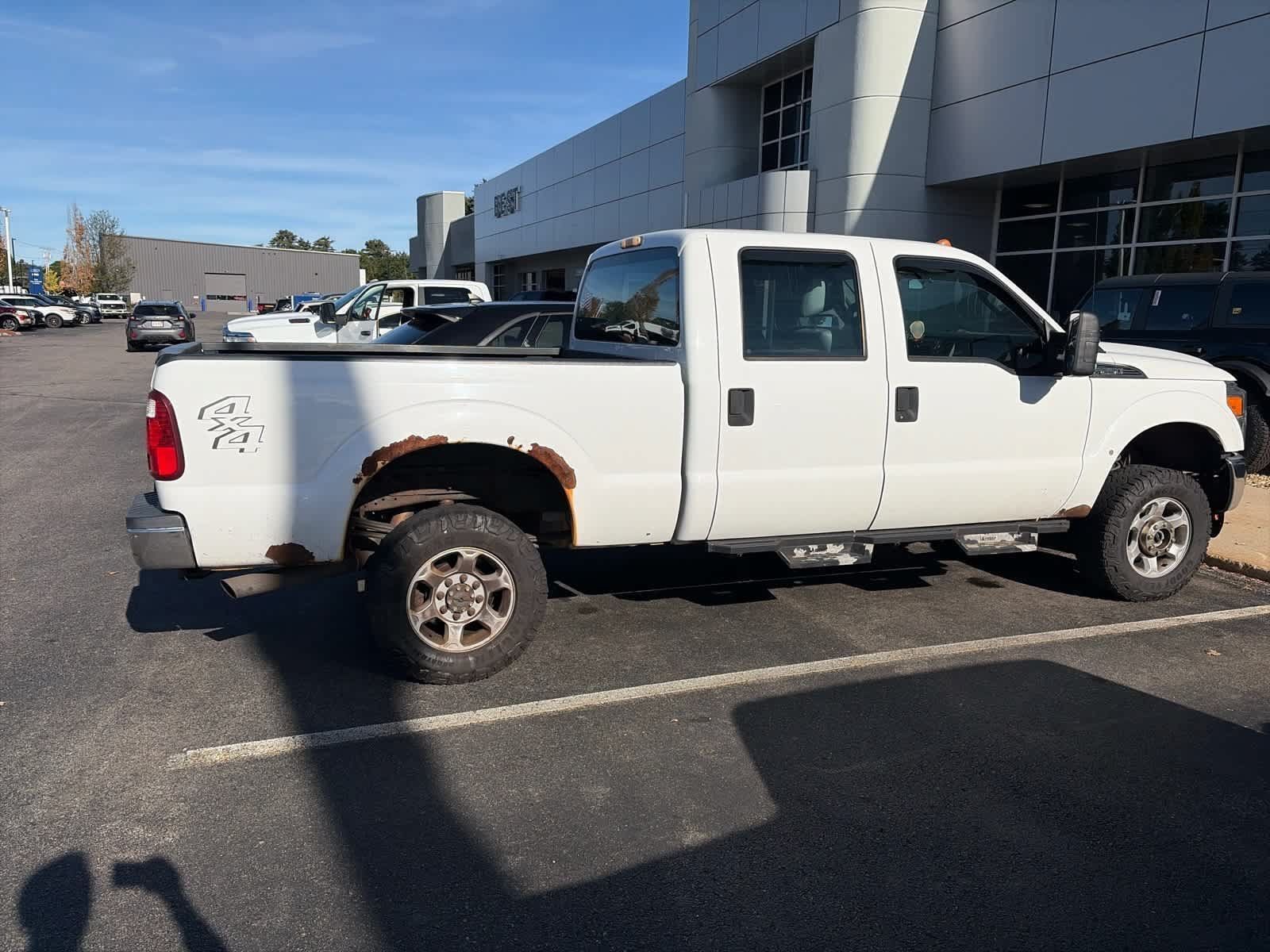 Used 2016 Ford F250 XL w/ XL Appearance Package AWD/4WD image 1
