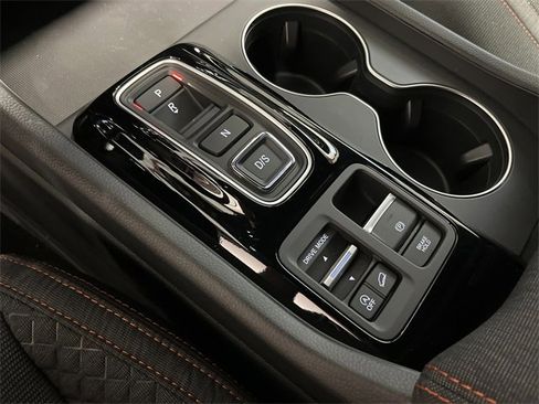 New 2025 Honda Pilot Sport image 17