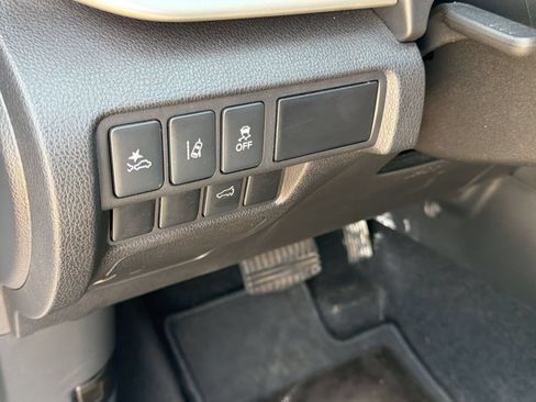 Used 2025 Mitsubishi Eclipse Cross SE AWD/4WD image 20