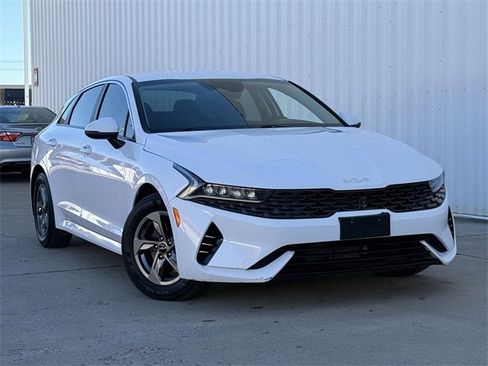 Used 2022 Kia K5 LXS image 2