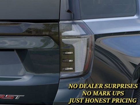 New 2026 Chevrolet Suburban RST image 11