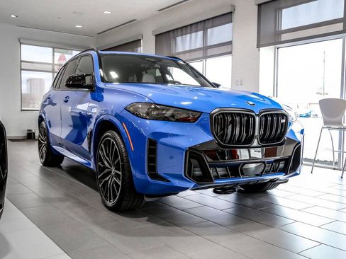 New 2026 BMW X5 M60i image 4
