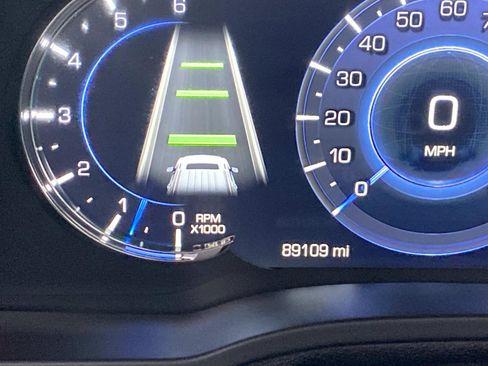 Used 2020 Cadillac Escalade ESV Luxury image 34