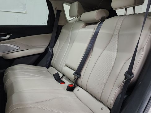 Used 2025 Acura RDX SH-AWD w/ Technology Package image 17