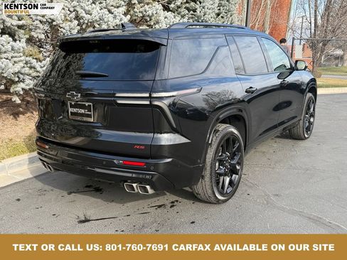 Used 2024 Chevrolet Traverse RS image 7