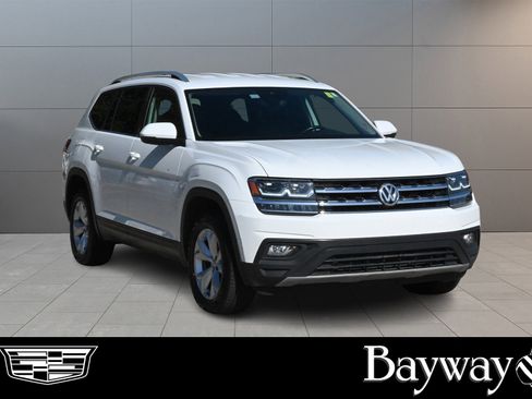 Used 2019 Volkswagen Atlas SE image 3