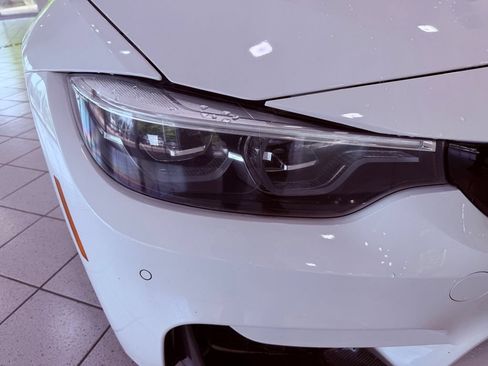 Used 2018 BMW M3 RWD image 16
