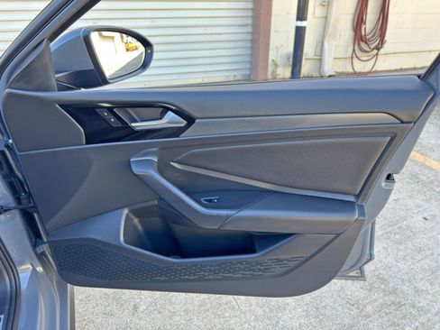 Used 2019 Volkswagen Jetta GLI Autobahn FWD image 38