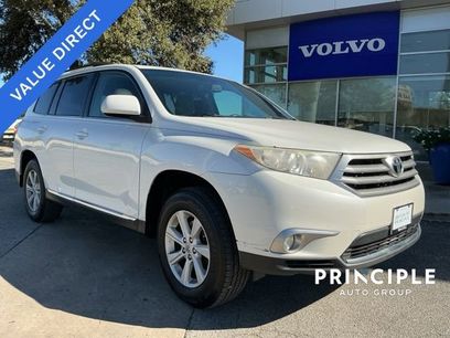 Used 2011 Toyota Highlander 2WD