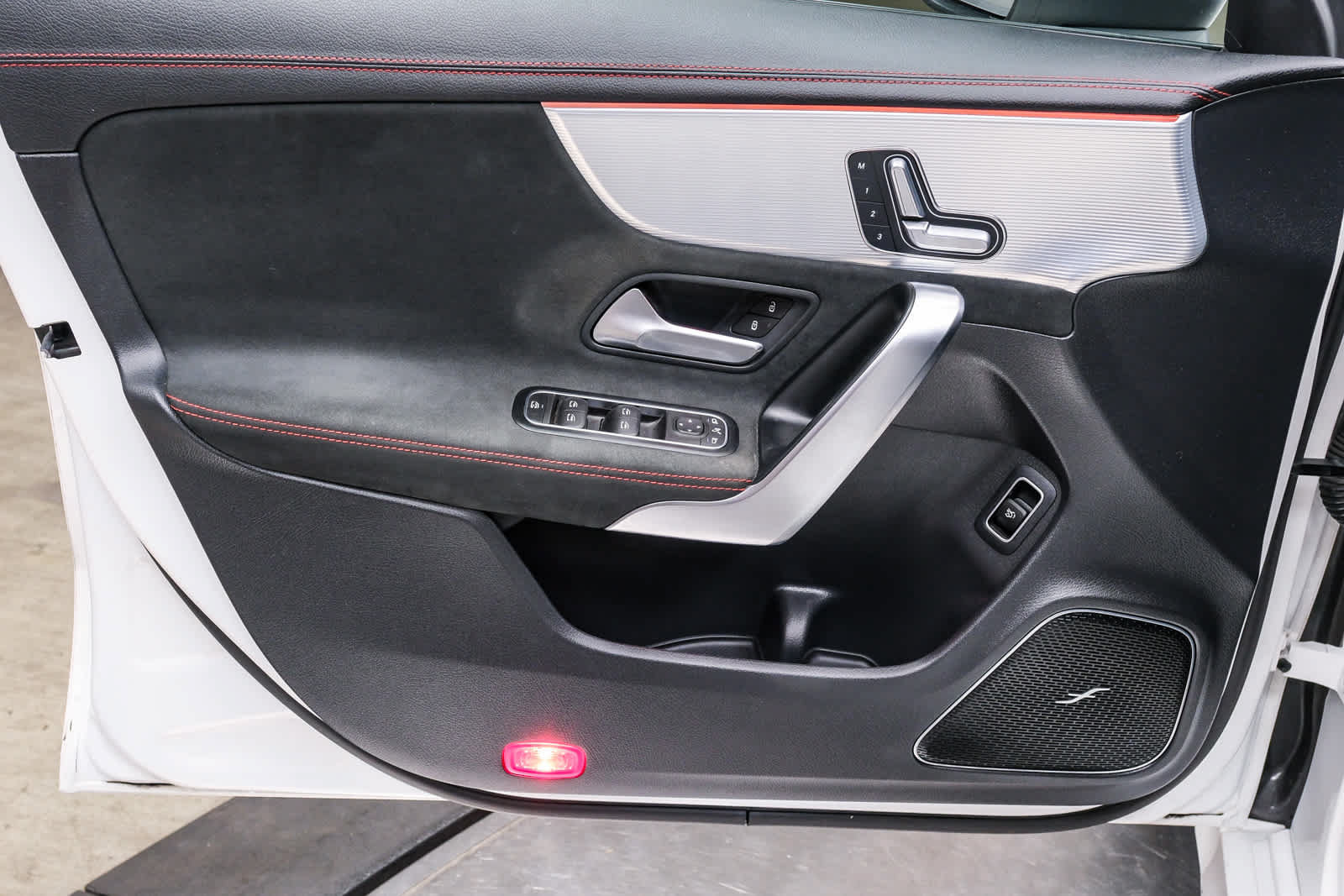 Certified 2023 Mercedes-Benz CLA 250 image 28