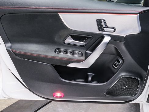 Certified 2023 Mercedes-Benz CLA 250 image 28
