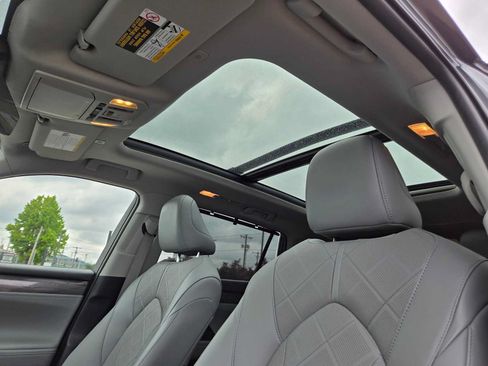 Certified 2025 Toyota Highlander Platinum AWD/4WD image 24