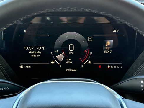Used 2025 GMC Yukon XL Denali RWD image 40