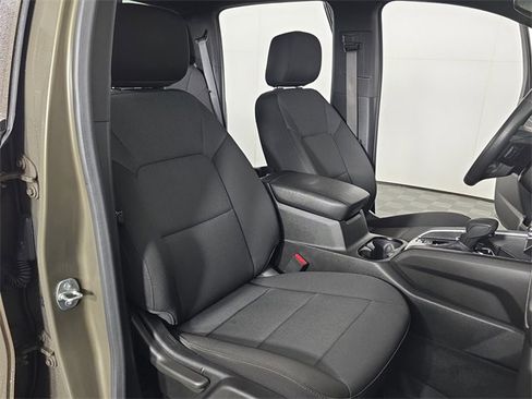 Used 2023 Chevrolet Colorado Trail Boss w/ Technology Package image 21