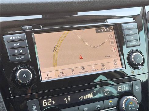 Used 2021 Nissan Rogue Sport SL w/ Premium Package FWD image 13