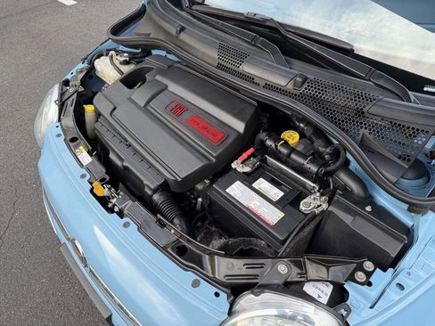 Used 2017 FIAT 500 Lounge image 31