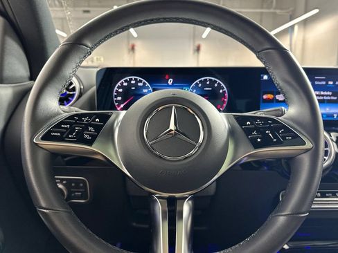 Certified 2026 Mercedes-Benz GLA 250 image 27