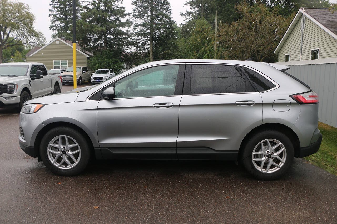 Certified 2024 Ford Edge SEL AWD/4WD image 6