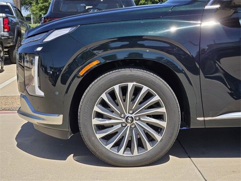 Used 2025 Hyundai Palisade Calligraphy image 5