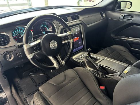 Used 2013 Ford Mustang GT image 16