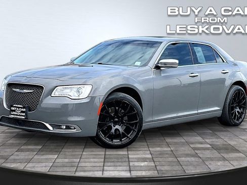 Used 2018 Chrysler 300 Limited w/ Safetytec Plus Group AWD/4WD image 12