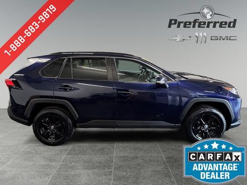 Used 2021 Toyota RAV4 XLE w/ Convenience Package AWD/4WD image 9