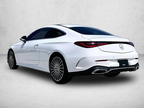 Used 2024 Mercedes-Benz CLE 300 4MATIC Coupe image 13