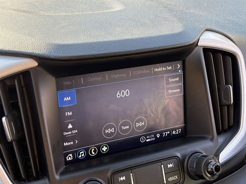 Used 2024 GMC Terrain SLT image 7