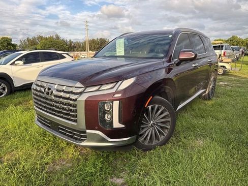 Used 2024 Hyundai Palisade Calligraphy FWD image 1