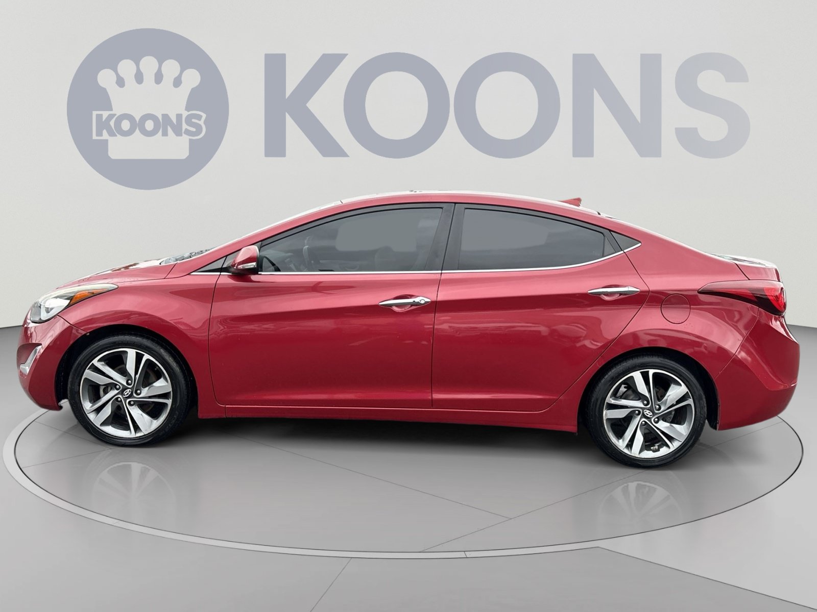 Used 2015 Hyundai Elantra Limited w/ Option Group 05 FWD image 2