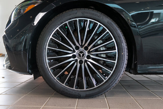 New 2026 Mercedes-Benz CLE 450 4MATIC Coupe image 9