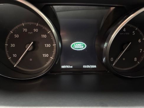 Used 2017 Land Rover Discovery Sport HSE image 17