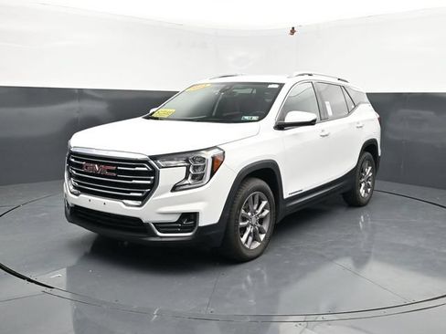 Used 2023 GMC Terrain SLT AWD/4WD image 4