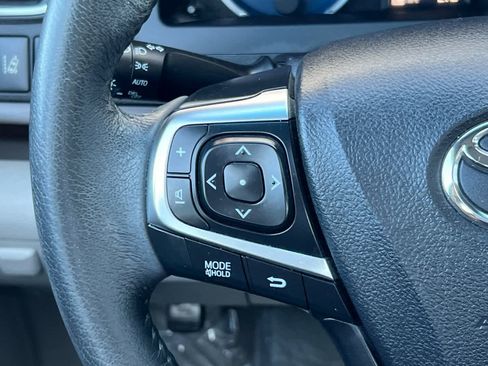 Used 2017 Toyota Camry XLE image 26