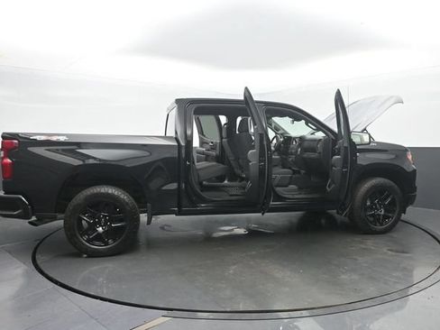 Used 2023 Chevrolet Silverado 1500 Custom AWD/4WD image 56
