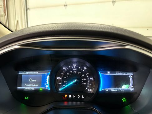 Certified 2019 Ford Fusion SE image 16