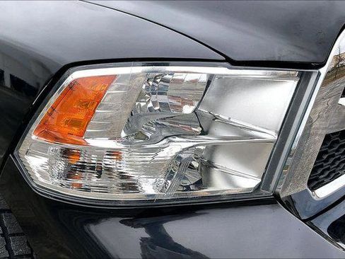 Used 2018 RAM 1500 Big Horn image 33