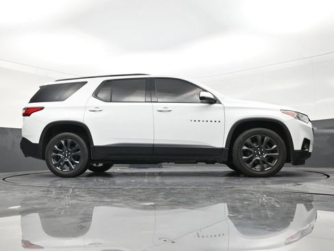 Used 2021 Chevrolet Traverse RS FWD image 26