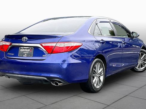 Used 2015 Toyota Camry SE FWD image 13